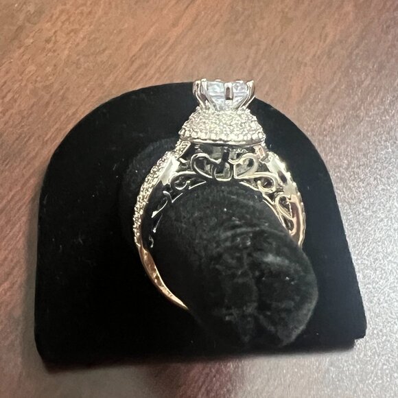 Silver Size 6 Ring - Picture 5 of 6